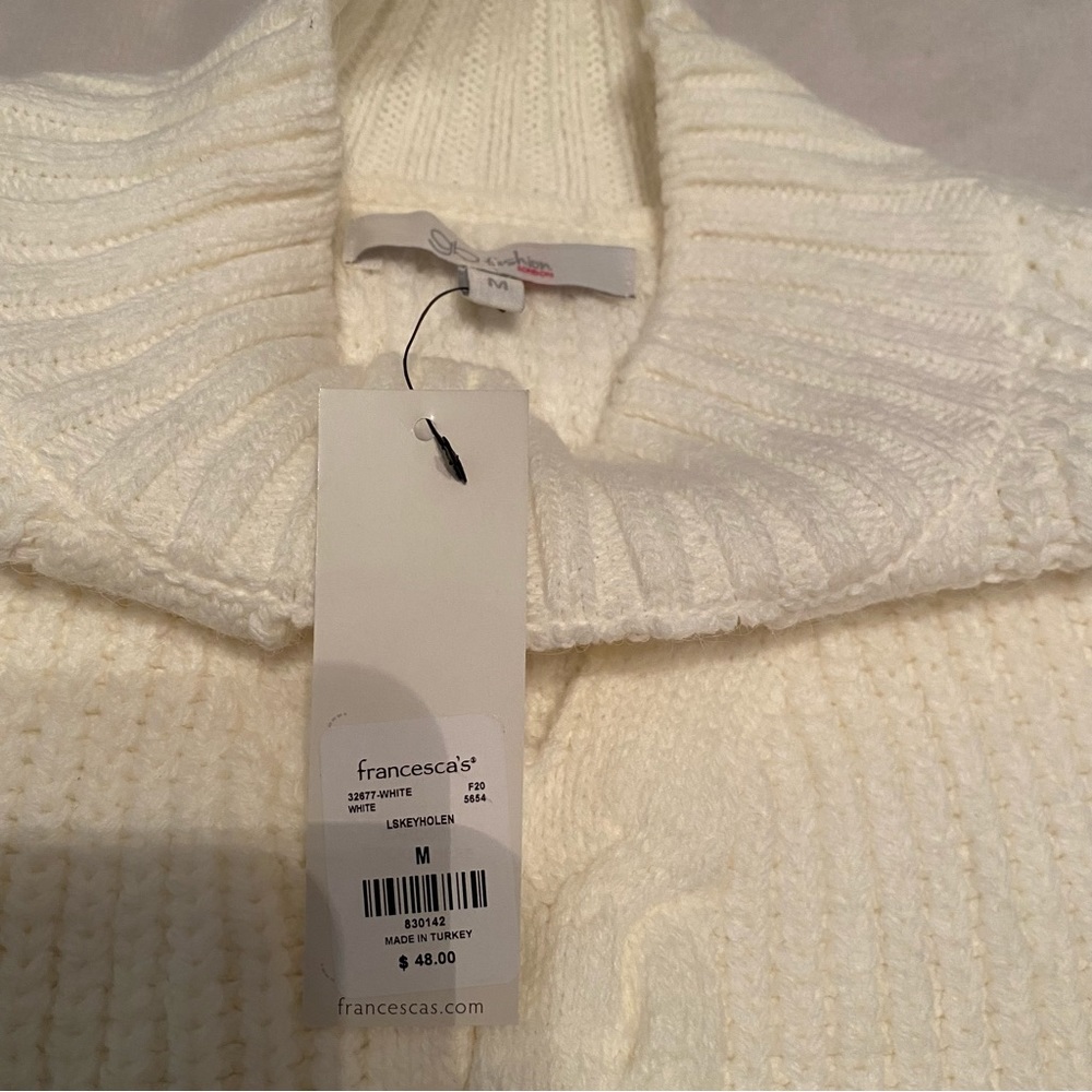 Sweater - Picture 4 of 4